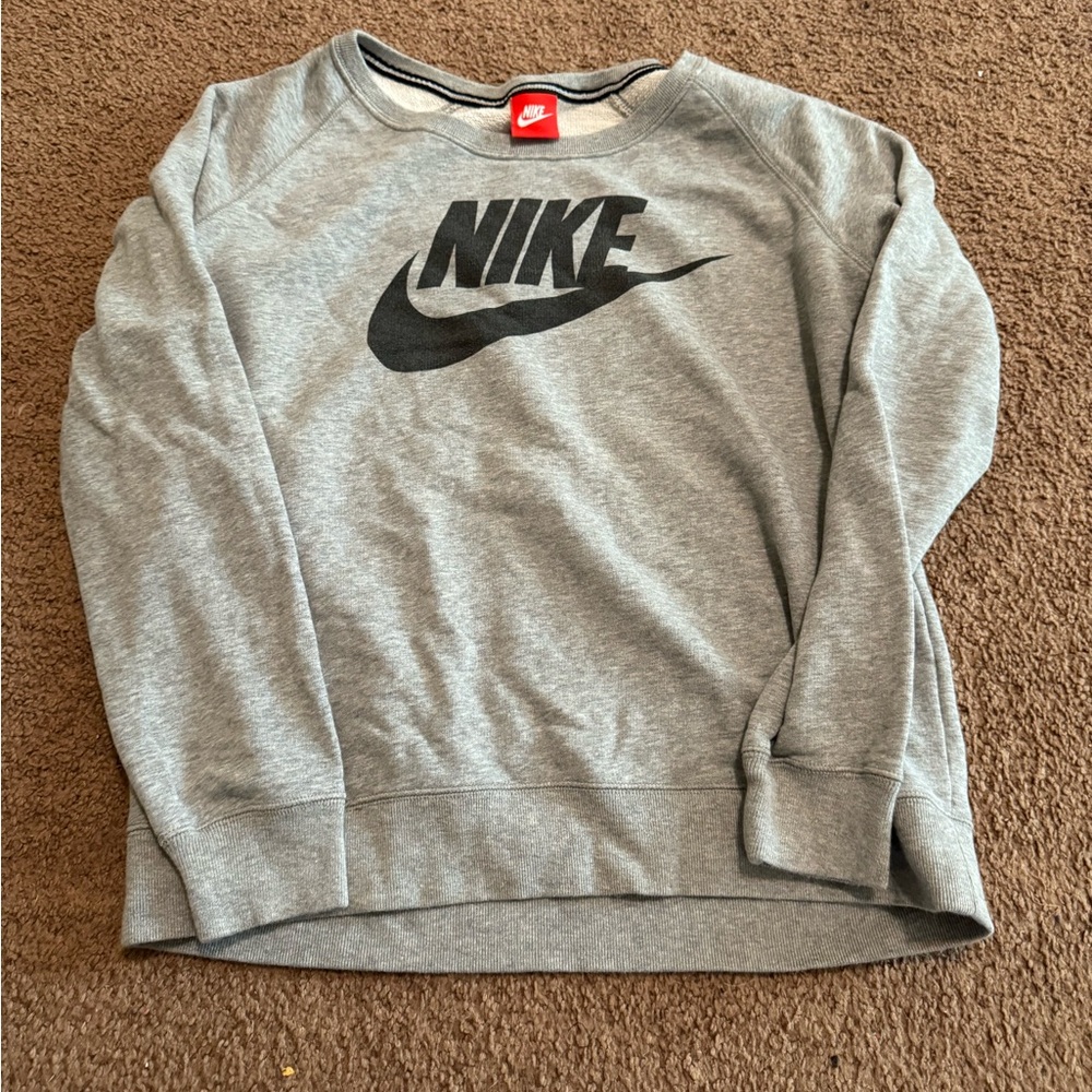 Nike crewneck